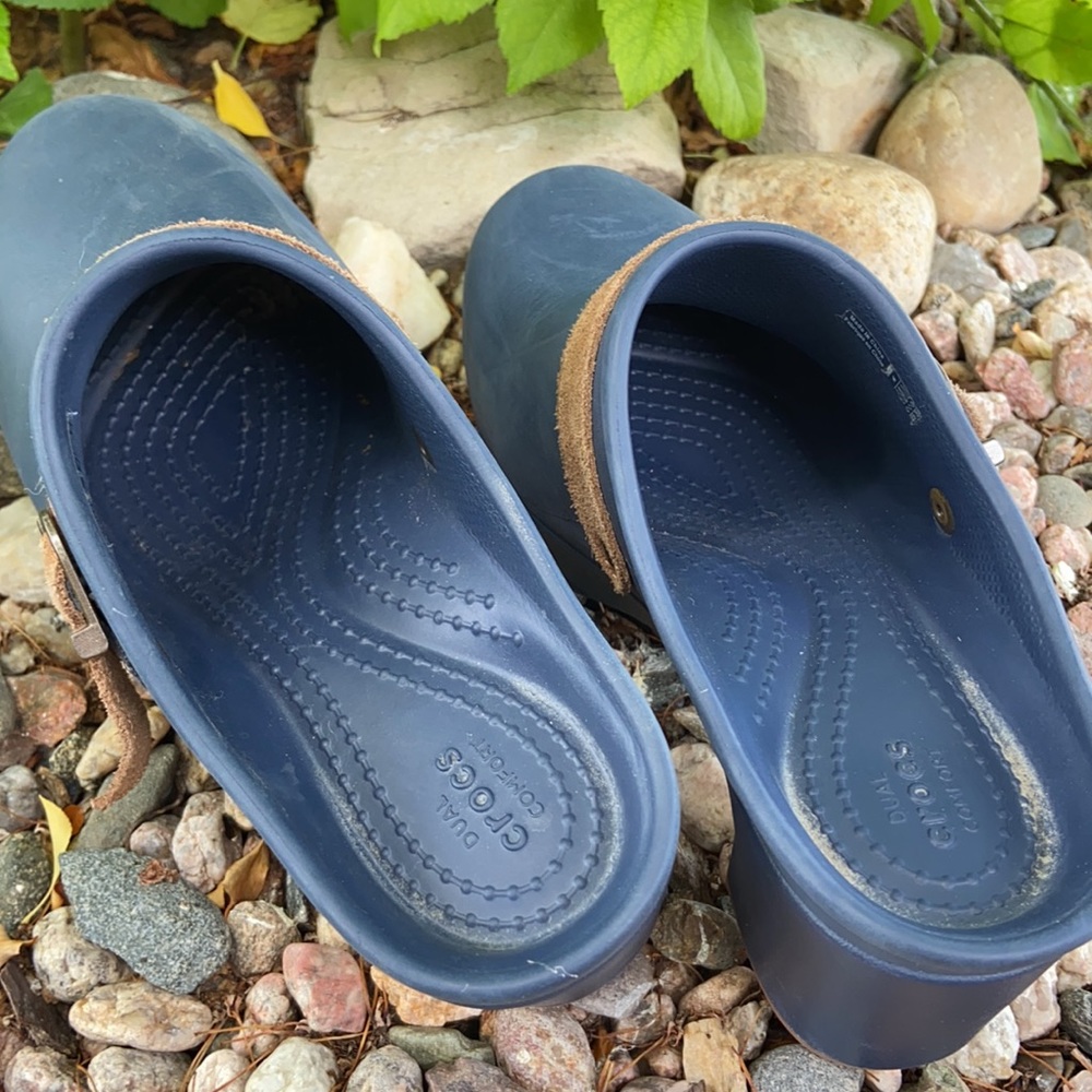 🛑SOLD🛑Crocs Clogs - Picture 6 of 6